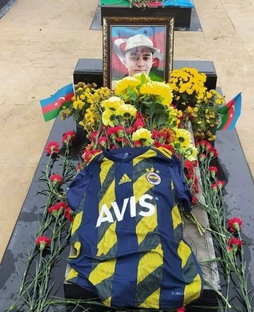 "Fənərbağça" şəhidimizlə bağlı paylaşım etdi - FOTOLAR 