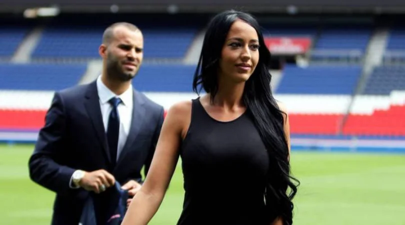 Sevgilisi ulduz futbolçunu rəzil etdi 