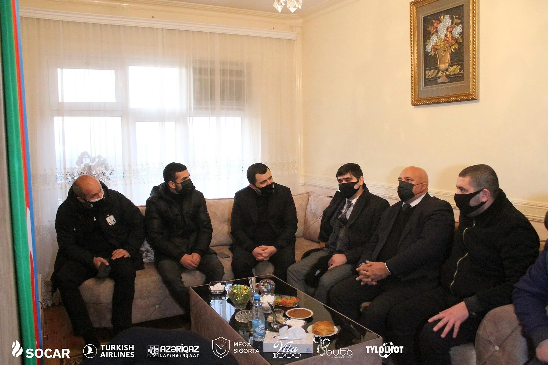 "Neftçi" klubu şəhid və qazi azarkeşlərinin ailələrini ziyarət etdi 