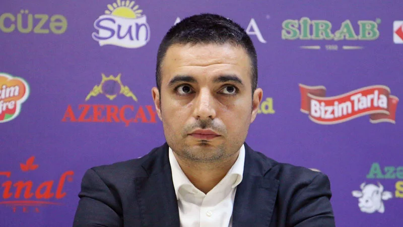Niderlandlı jurnalistdən UEFA-ya həqiqət dərsi 
