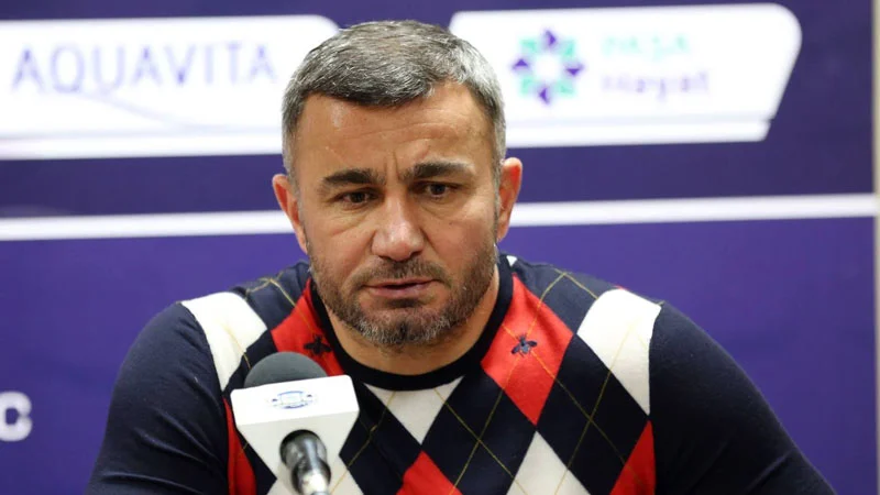 Qurban Qurbanovdan transfer açıqlaması: "Qarabağ" yeni futbolçu alır?  