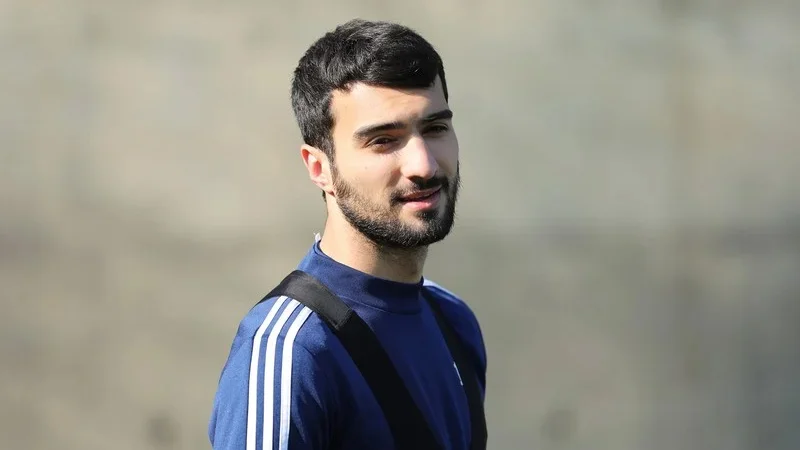 Daha bir Polşa klubundan Mahir Emreliyə təklif 