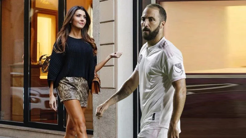 Məşhur modeldən ulduz futbolçu ilə bağlı ŞOK ETİRAFLAR 