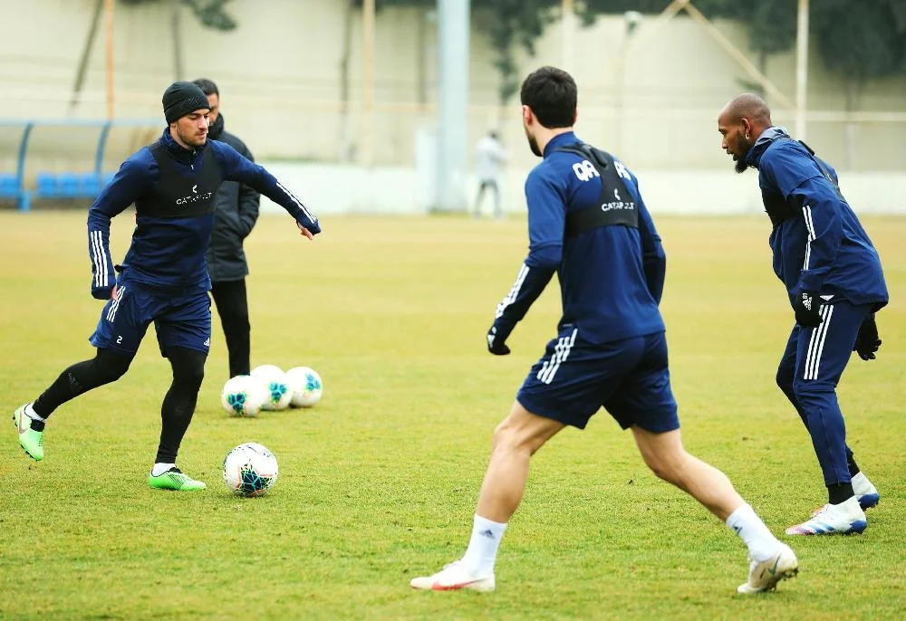 “Qarabağ” “Neftçi” ilə oyuna hazırlaşır - FOTOLAR 