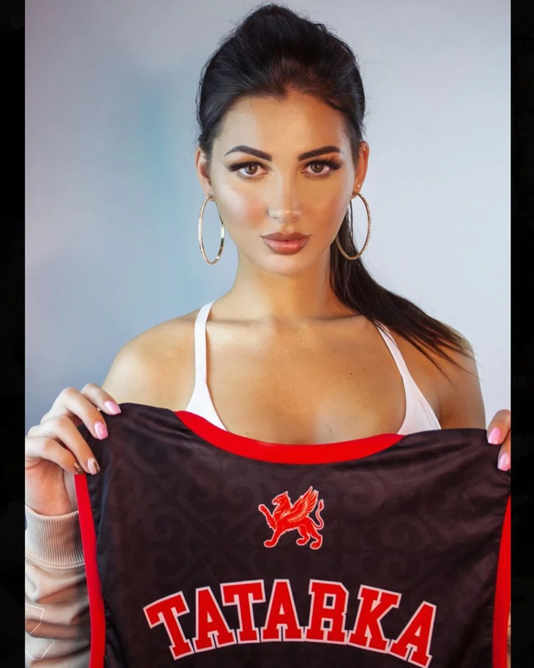 Gözəl voleybolçu "Instagram"ı belə "partladır" - FOTOLAR 