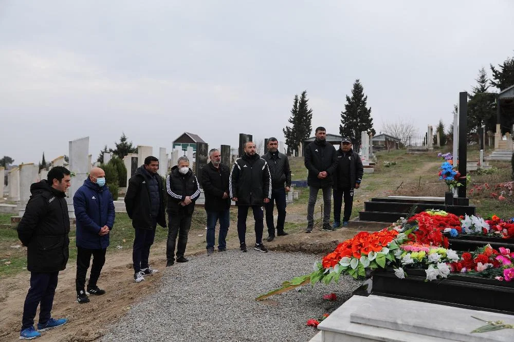 “Qarabağ” Ağdamda futbolçu seçir - FOTOLAR 