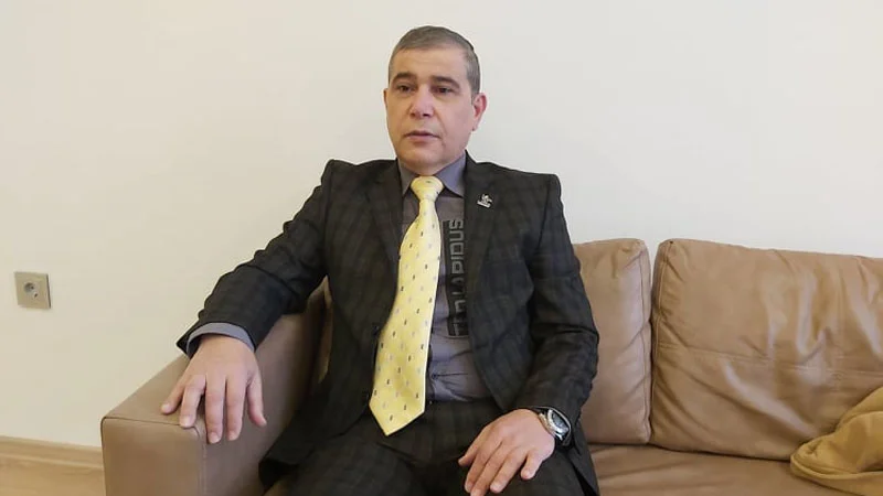 "Gənclər arasında intiharın qarşısını almaq olar..." - Qazi baş məşqçi 