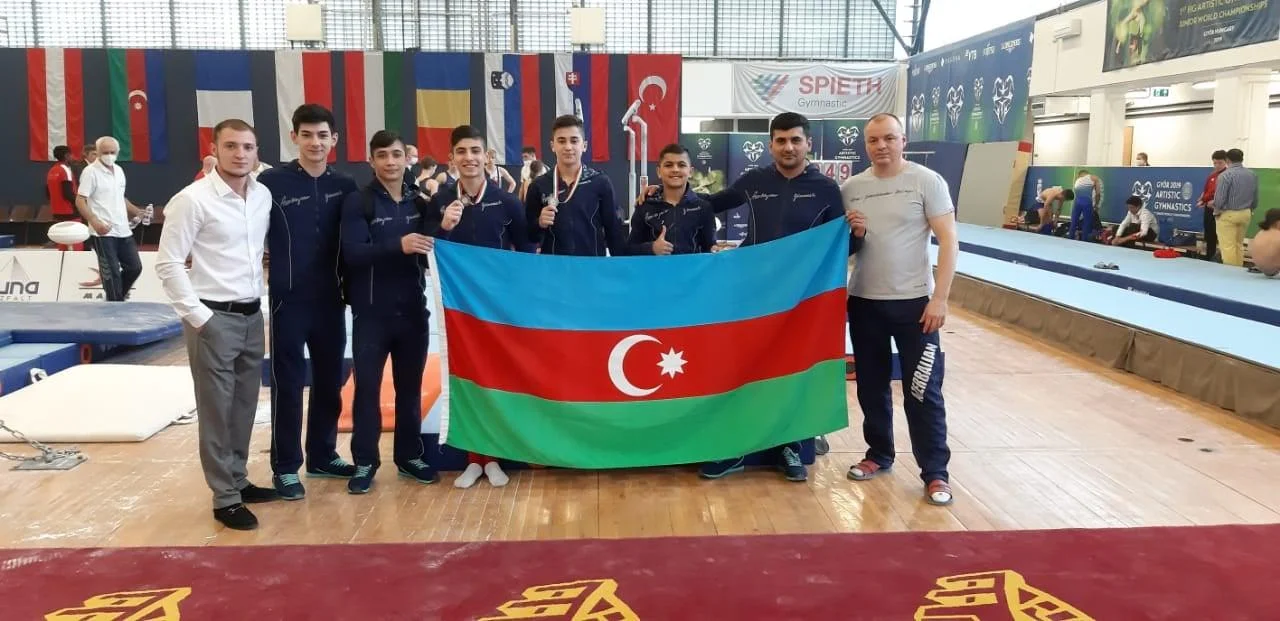 İki gimnastımız Macarıstanda medal qazandı - FOTOLAR 