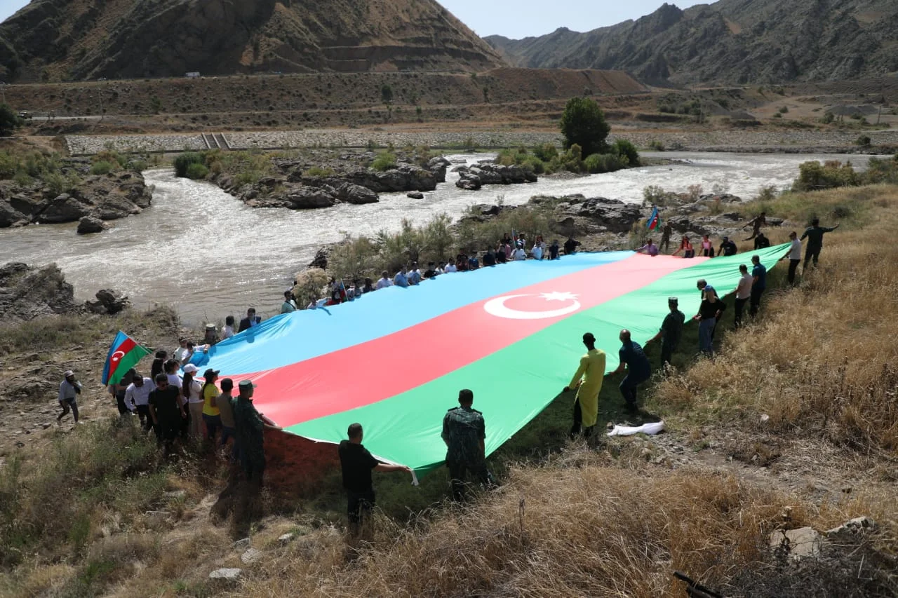 Əlil Arabasında Qılıncoynatma Federasiyasının təşəbbüsü ilə əcnəbi tələbələr Qarabağa səfər edib 