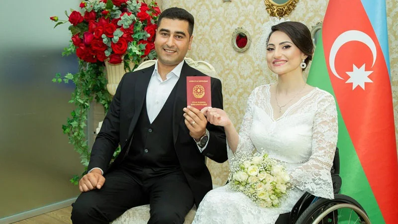 Qazi ilə ailə quran paralimpiyaçı: "Onunla təsadüf nəticəsində tanış olmuşuq" 