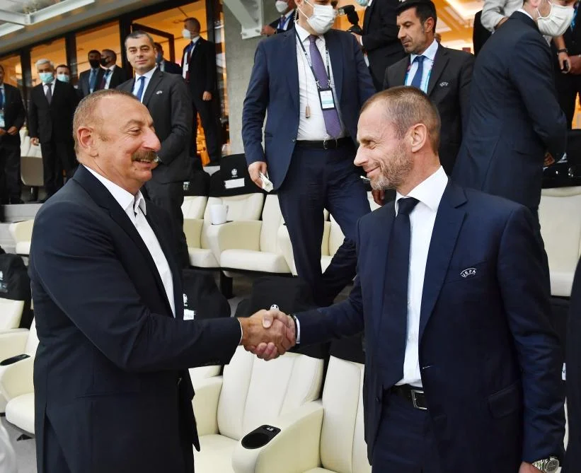 İlham Əliyev və Rəcəb Tayyib Ərdoğan Türkiyə - Uels oyununda - FOTOLAR 