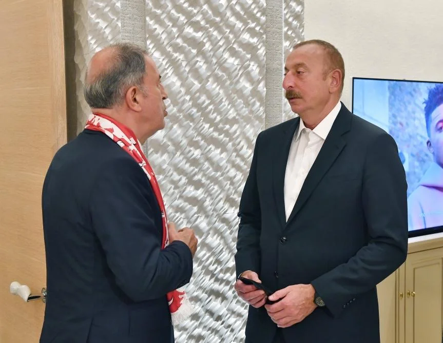 İlham Əliyev və Rəcəb Tayyib Ərdoğan Türkiyə - Uels oyununda - FOTOLAR 