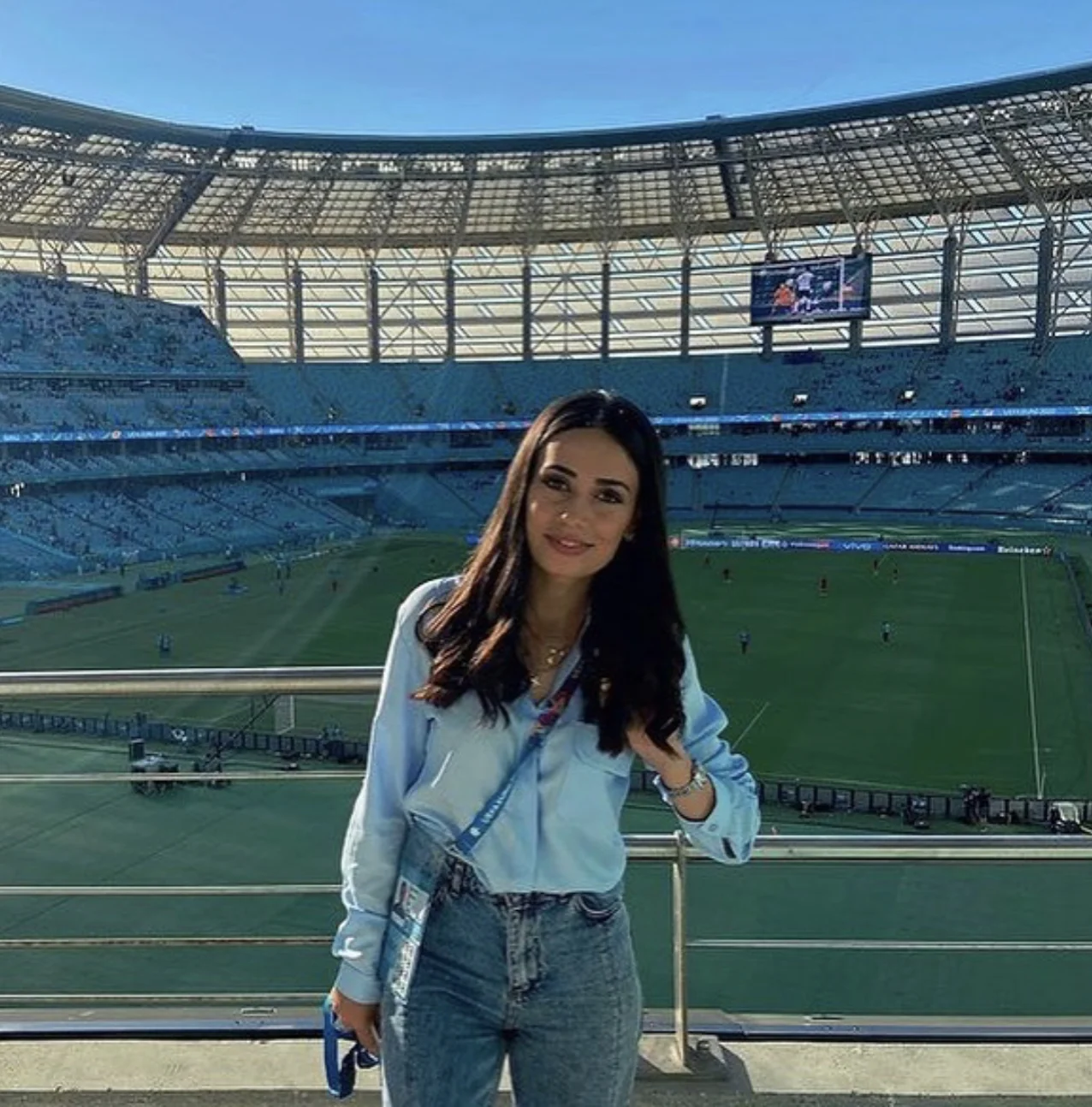 11 stadionun gözəlləri: Siyahıda “CBC Sport”un aparıcısı da var - FOTOLAR 