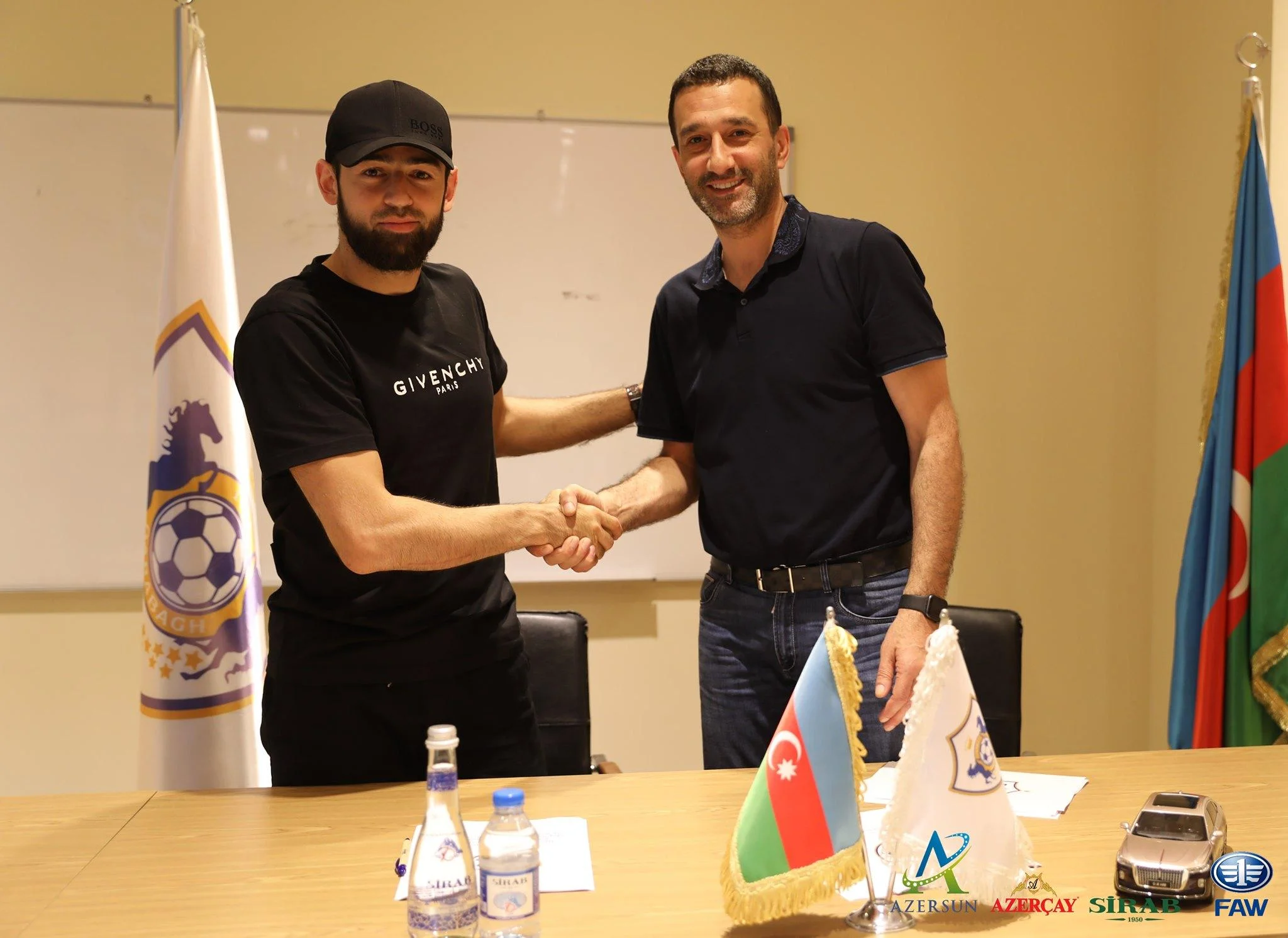 "Qarabağ"da yeni müqavilə - FOTO 