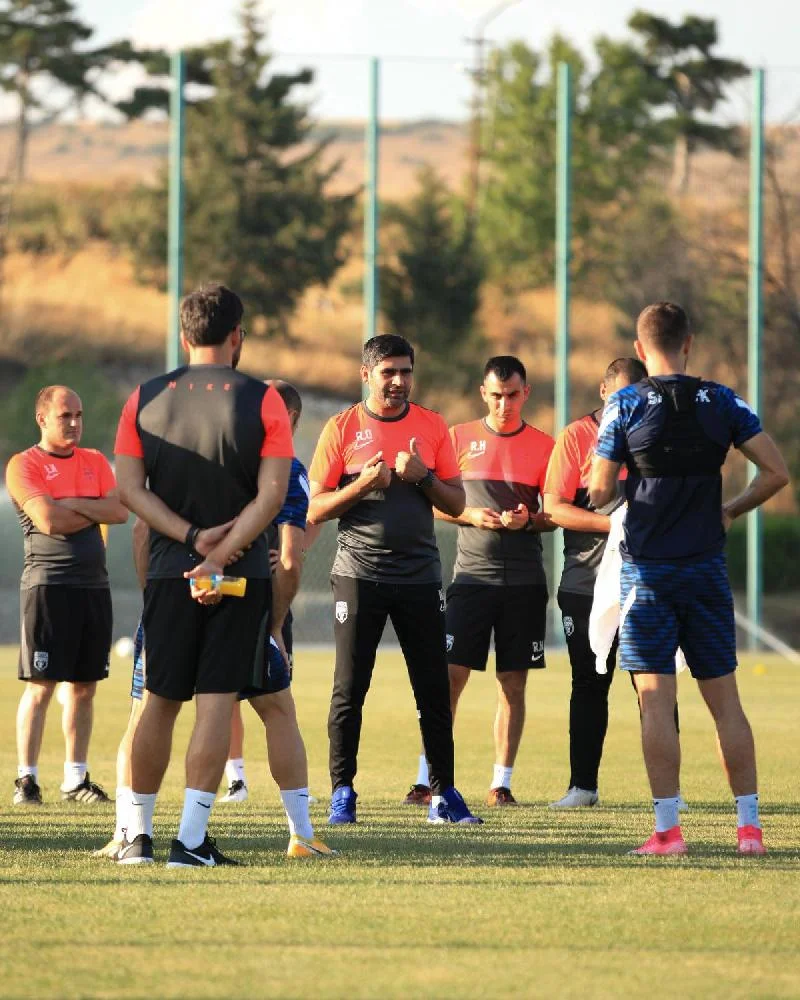 "Sabah"ın məşqindən FOTOLAR 