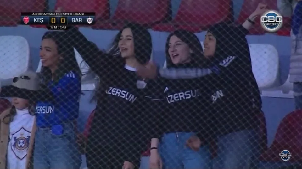 "Qarabağ"ın xanım azarkeşləri oyuna hazırdır - FOTOLAR 