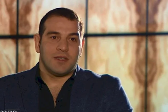 Elnur Məmmədli Kəramətin məğlubiyyətindən danışdı: "Elə bilirlər Olimpiya çempionu olmaq asandır" 