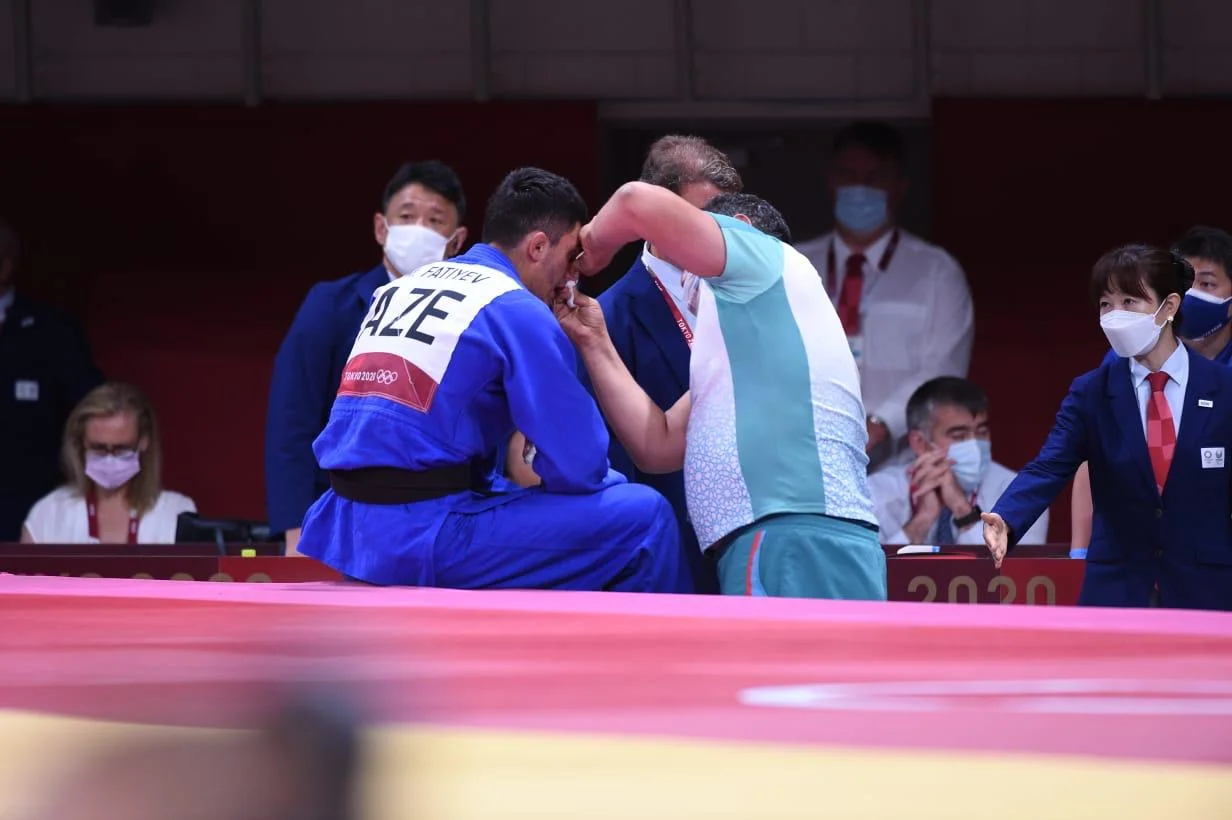 Olimpiadada uduzan idmançımız ağladı - FOTOLAR 