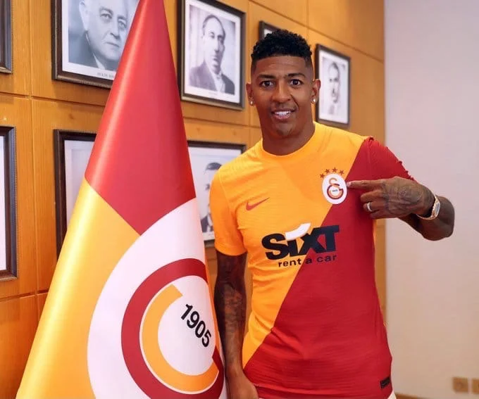 Günün transfer xəbərləri: "Çelsi"nin "vunderkind"i kimin hədəfində? 