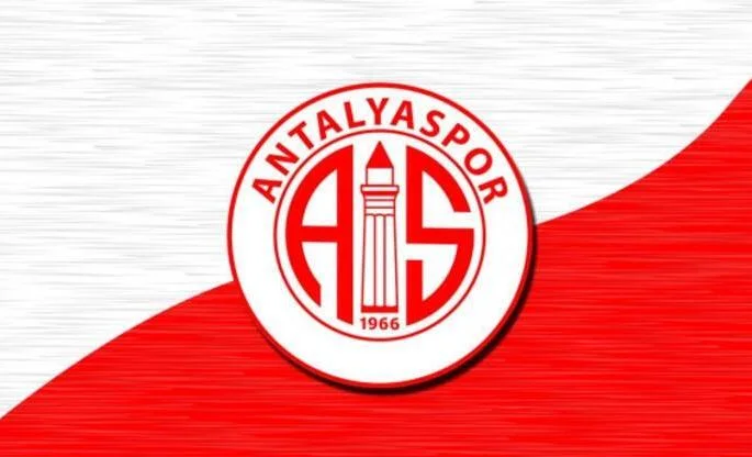 Millimizin futbolçusu "Antalyaspor"a keçdi 