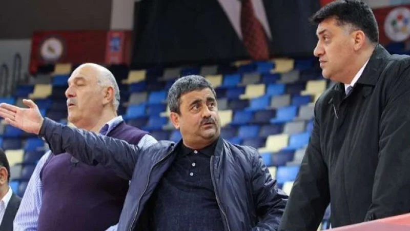 Havaya sovrulan milyonlar: Sadıq Sadıqov istefa verəcəkmi? 