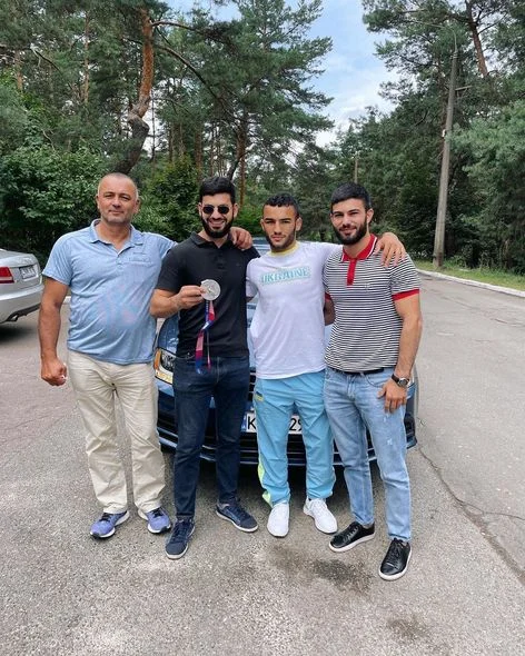 Pərviz Nəsibova Ukraynada avtomobil bağışlandı - FOTOLAR 
