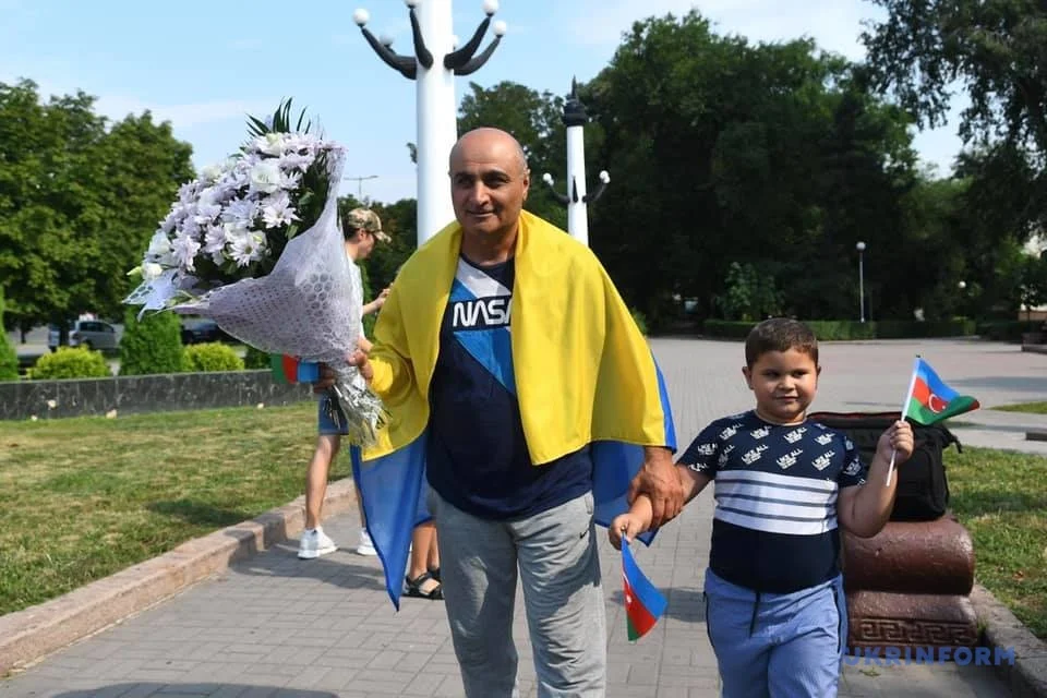 Pərviz Nəsibov Ukraynada izdihamla qarşılandı: ev hədiyyə olunacaq - FOTOLAR 