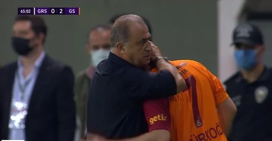 "Qalatasaray"da şok: İki futbolçu oyun zamanı əlbəyaxa oldu - FOTO/VİDEO 