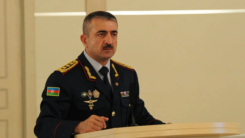 General Firdovsi Umudovu təltif etdi - Hərbi xidmətlərinə görə 