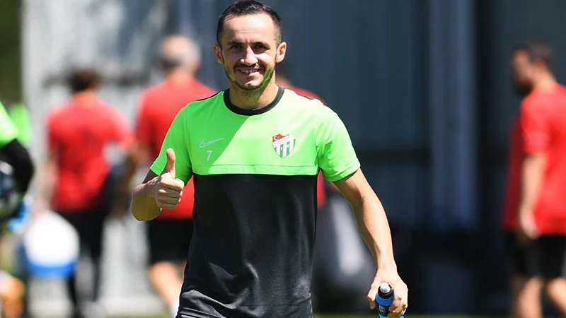 "Bursaspor" Namik Ələskərovun problemini həll etdi - RƏSMİ 