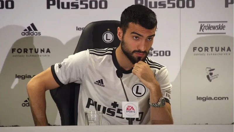 "Legiya" "Qarabağ"la qarşılaşsa, dəli kimi oynayaram" - Mahir Emreli 