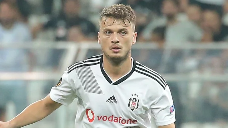 Günün transfer xəbərləri: Mustafi İspaniyada, "Beşiktaş"da ayrılıq 