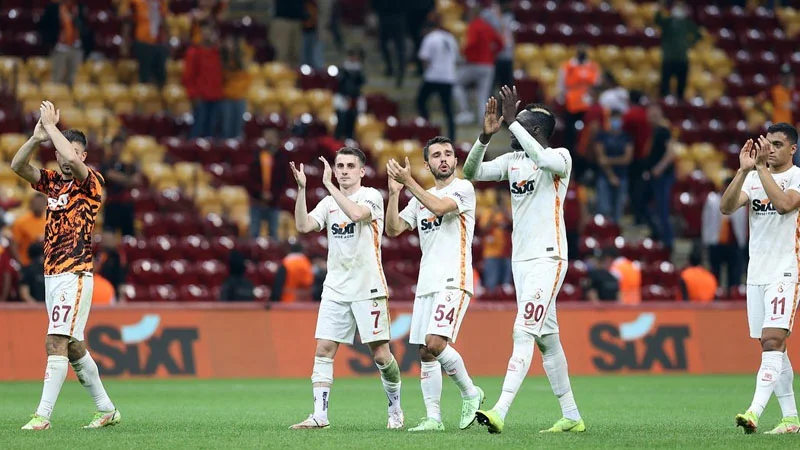Səhvlərin damğa vurduğu "Qalatasaray" - "Göztəpə" oyunu - VİDEO 