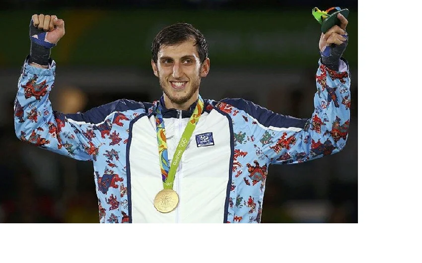 Azərbaycanın son olimpiya çempionu karyerasını bitirir 
