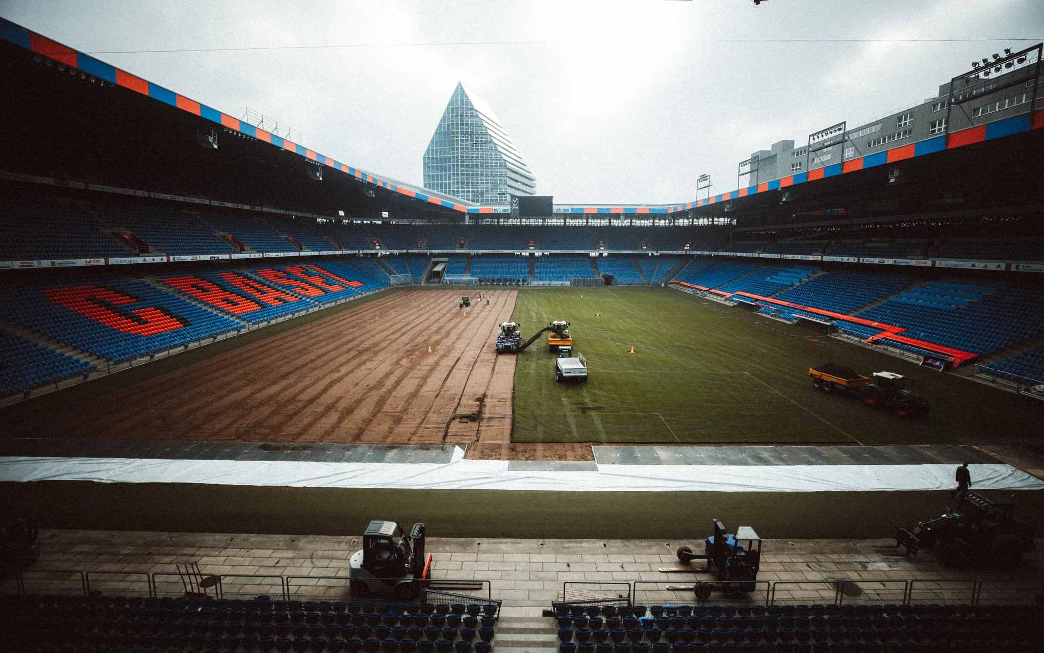"Qarabağ"ın rəqibi stadionunu yeniləyir 
