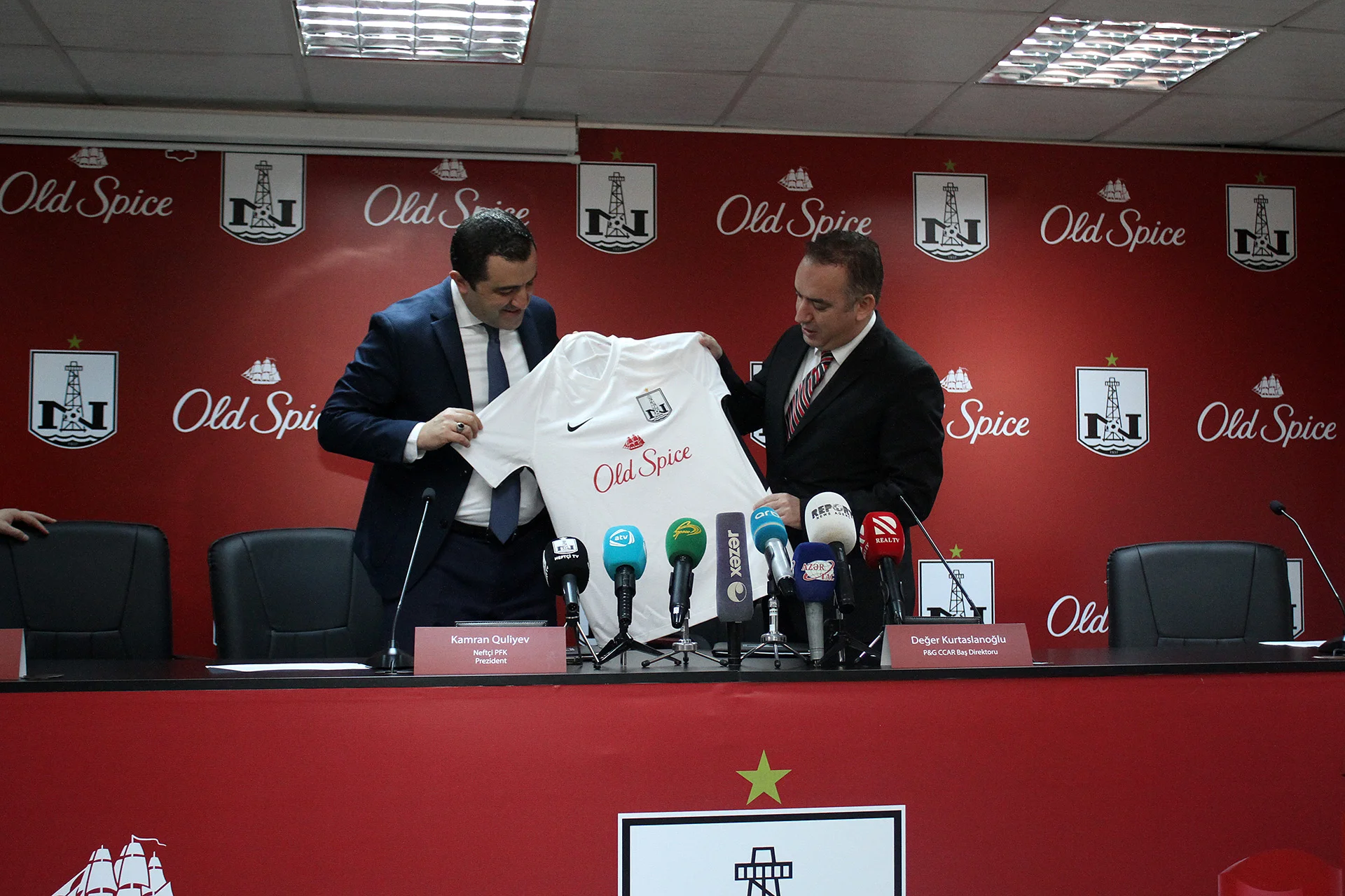 "Neftçi"də yeni sponsor - FOTOLAR 