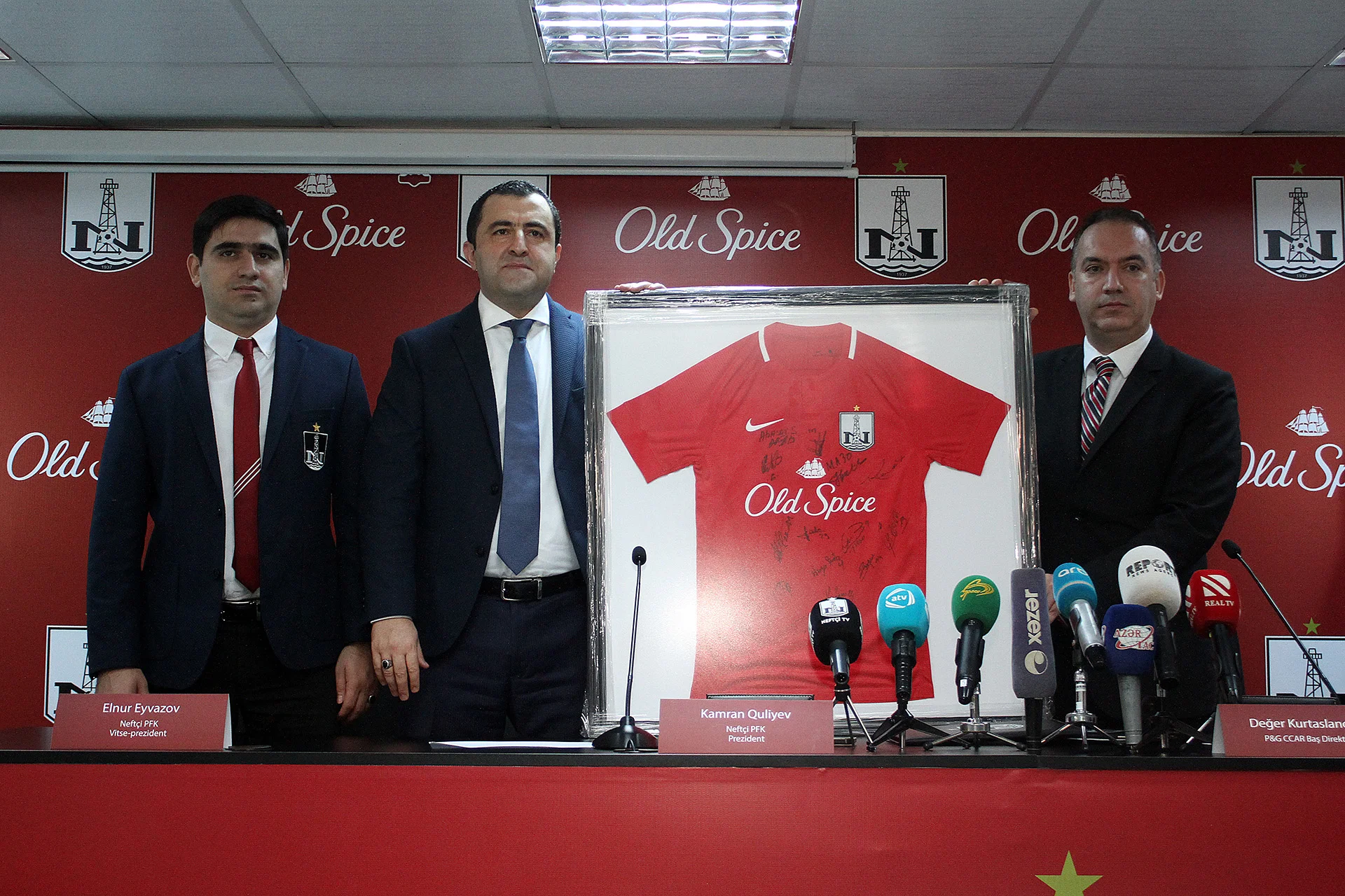 "Neftçi"də yeni sponsor - FOTOLAR 