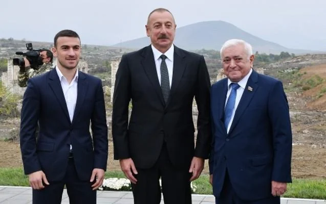 "İlham Əliyev dedi ki, Qurbana deyin..." 