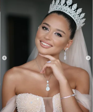 Məşhur boksçu azərbaycanlı qızla evləndi - Toydan fotolar 