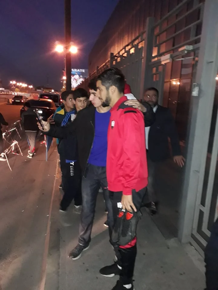 Ülvi üçün pankart, "hücumçu" Kamalın vuruşları   - OYUNDANKƏNAR  