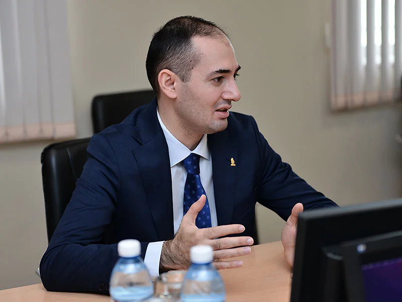 Oleq Altuxov AFFA-da 