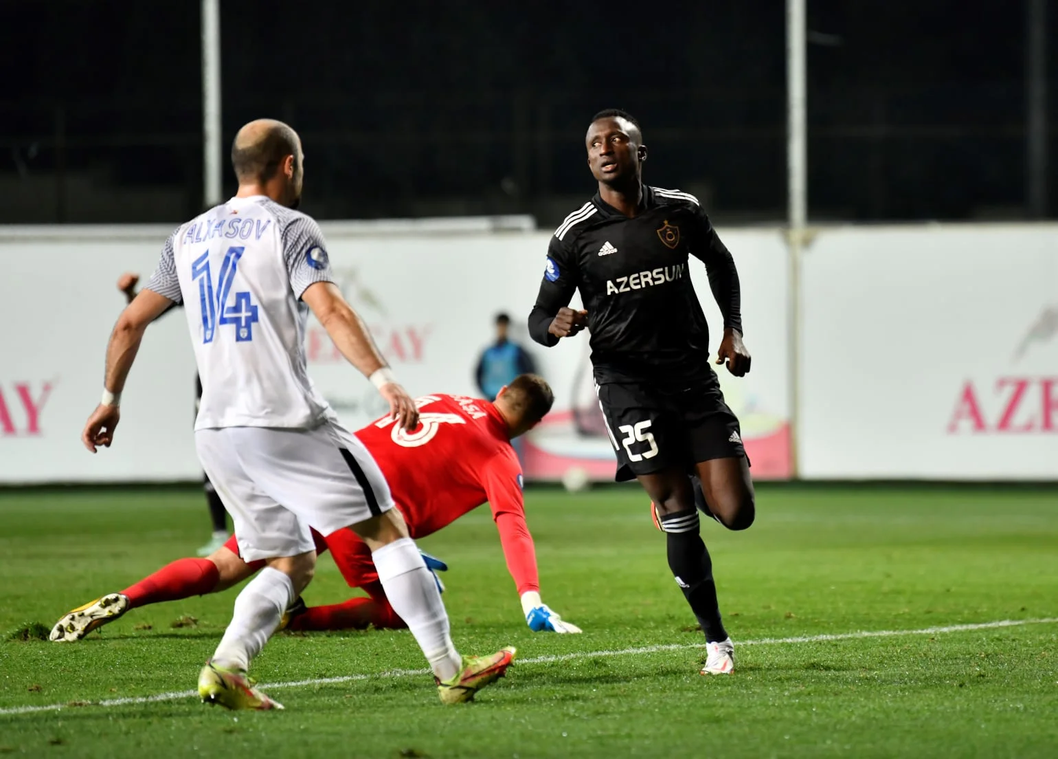 “Qarabağ” qış çempionu, “Neftçi” isə qış yuxusunda – Tura baxış 