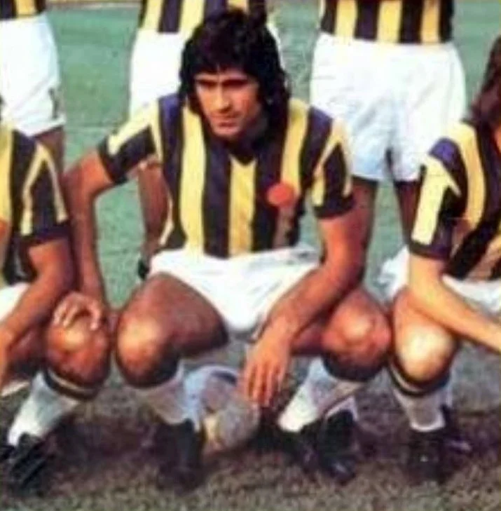 Türkiyənin əfsanəvi futbolçusu: Əslən azərbaycanlı olduğunu bilirdinizmi? 