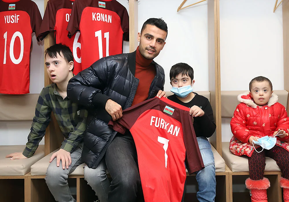 AFFA daun sindromlu uşaqlar üçün yeni il şənliyi keçirdi 