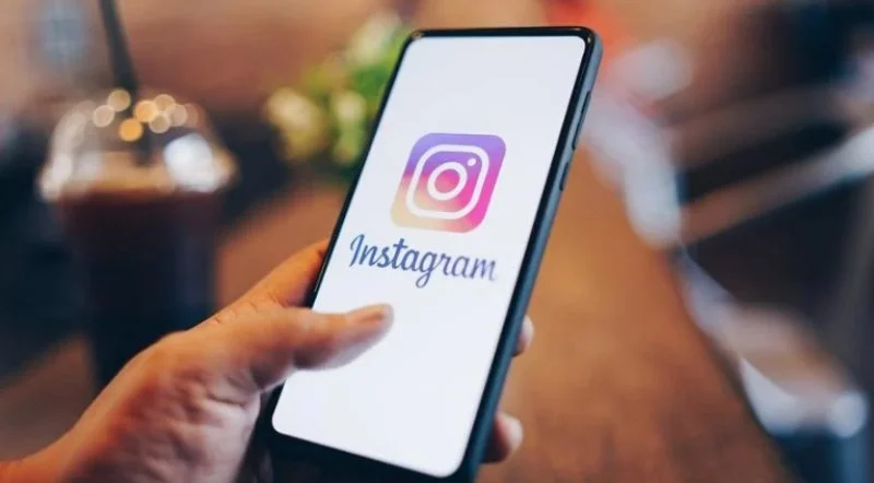 Ulduz futbolçuların zəngin xanımları: "İnstagram"dan pul qazanırlar 