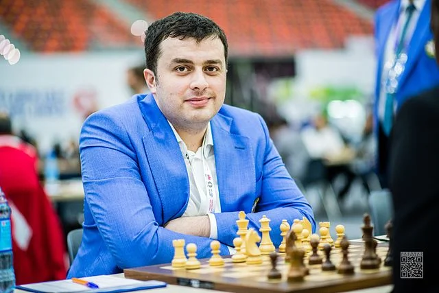 Qədir Hüseynov onlayn turnirin qalibi oldu 