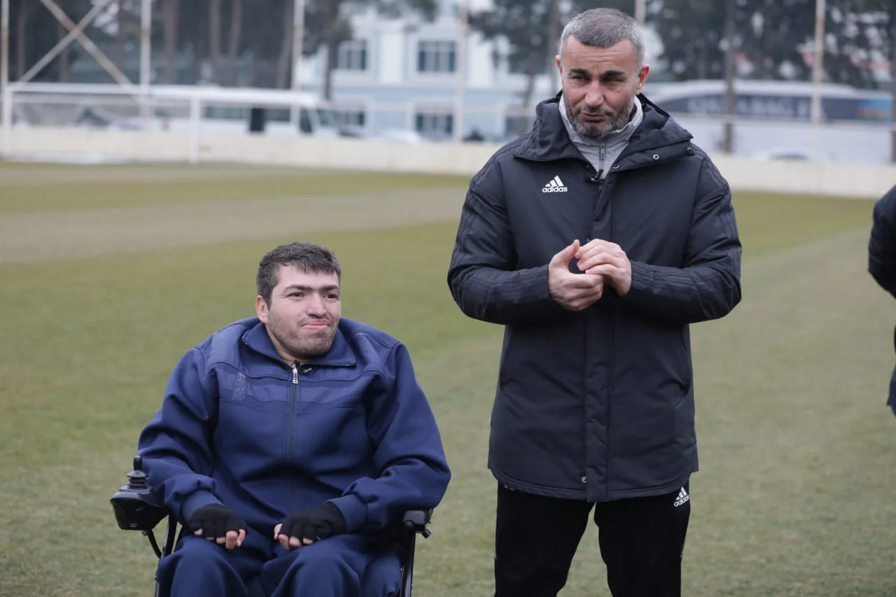"Qarabağ" gənc yazarın uşaqlıq arzusunu gerçəkləşdirdi - VİDEO 