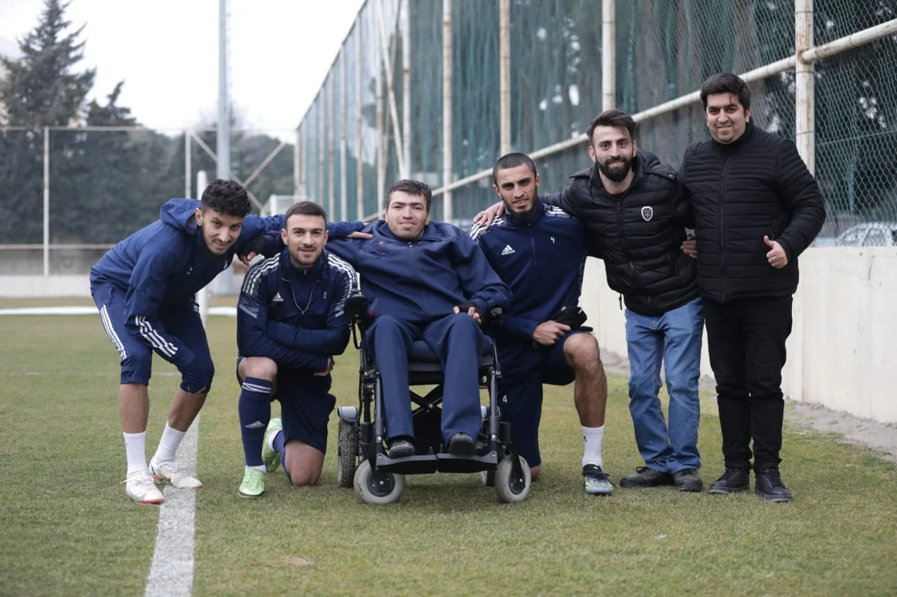 "Qarabağ" gənc yazarın uşaqlıq arzusunu gerçəkləşdirdi - VİDEO 
