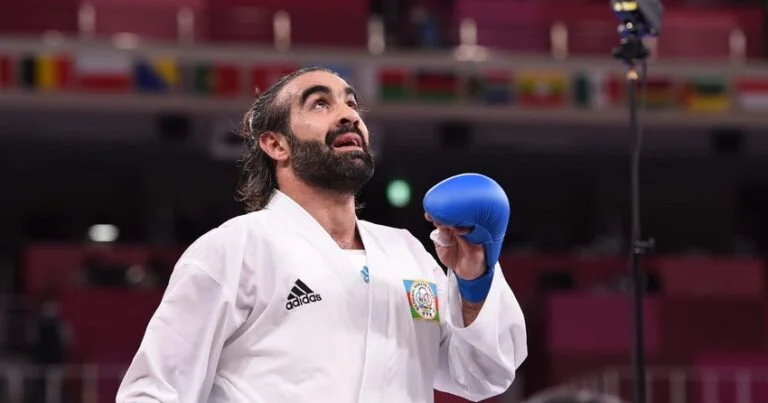 Rafael Ağayev "Karate Combat"ın rəsmi posterində 