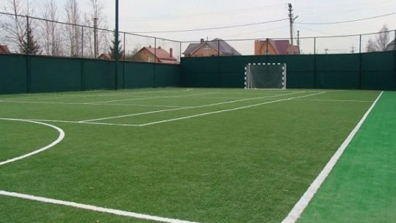 "JEK" işçisindən özbaşınalıq: Stadionun qapısını bağladı... - VİDEO 